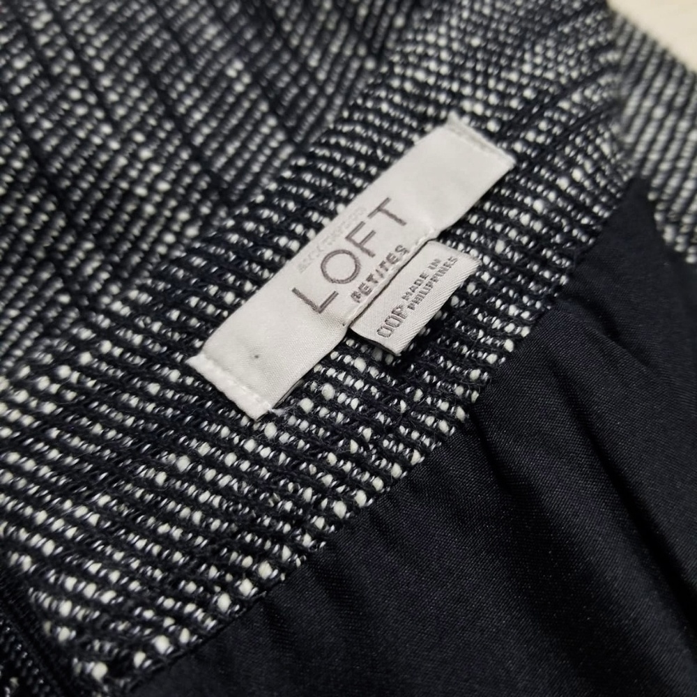 Loft Petites black Wool skirt